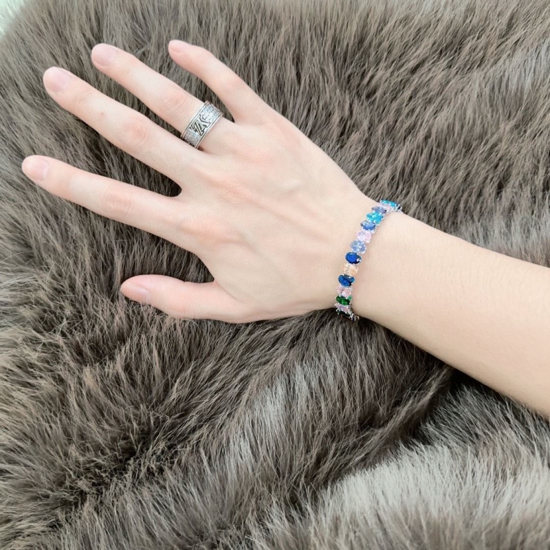 T*f*ny bracelets